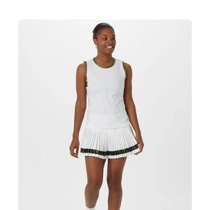 Inphorm Holiday Harper Tank  Size M NWT